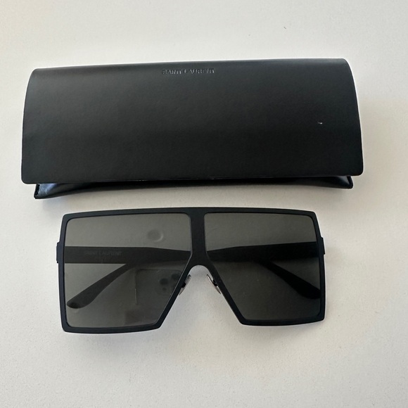 Saint Laurent YSL SL 182 Betty Tinted Wide Sunglasses - Picture 6 of 6